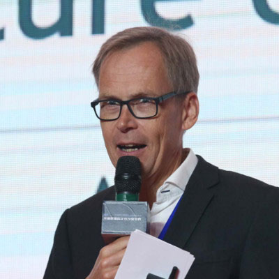 Speaker Kaj Arnö